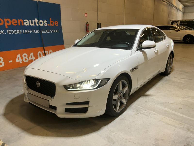 Jaguar XE 20d — 1/8