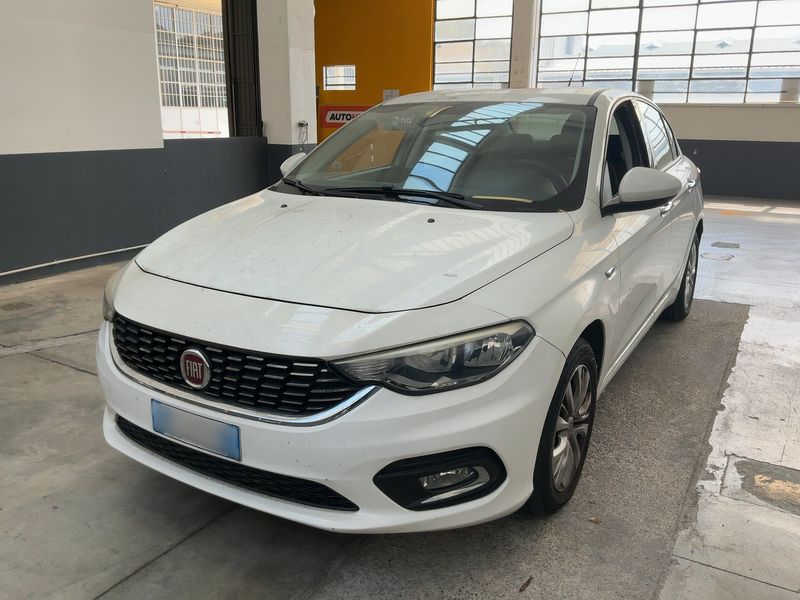 Fiat Tipo 1.4 — 1/8