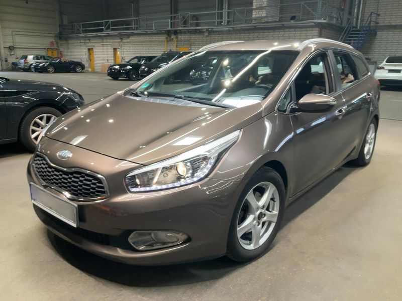 Kia cee'd 1.6 GDI — 1/8