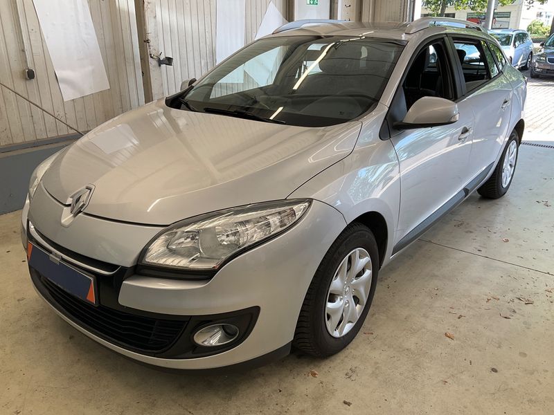 Renault Megane 1.5 dCi — 1/8