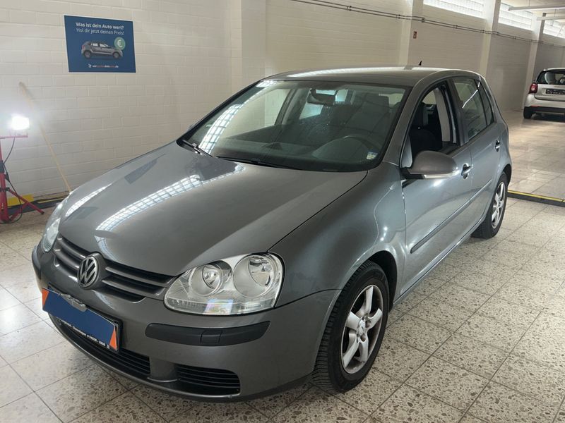 Volkswagen Golf V 1.4 — 1/8