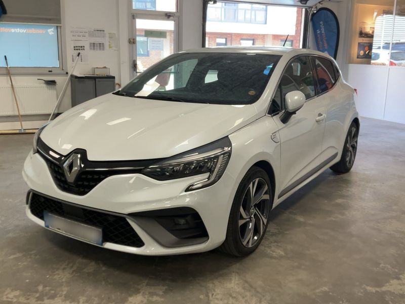 Renault Clio 1.6 Hybrid E-Tech — фото 1