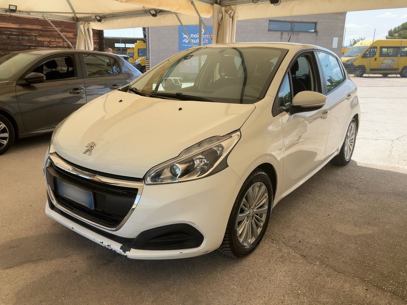 Peugeot 208 1.2 e-VTi — 1/8