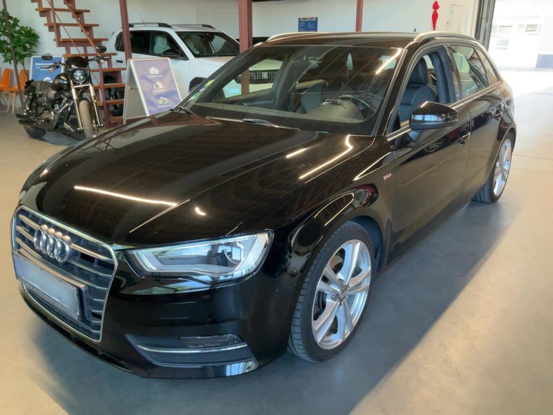 Audi A3 Sportback 2.0 TDI — 1/8