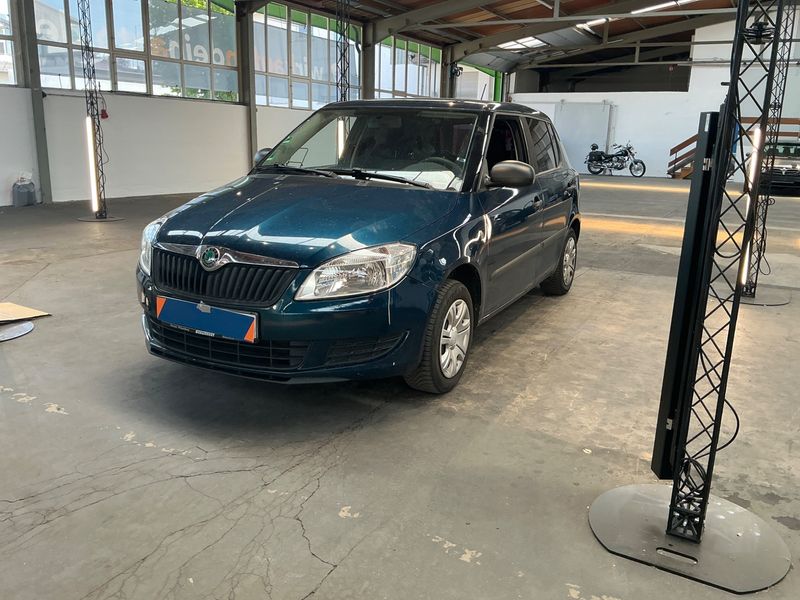 Skoda Fabia 1.2 — 1/8