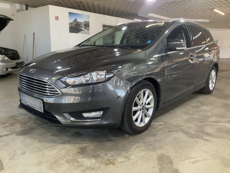 Ford Focus 1.5 EcoBoost — 1/8