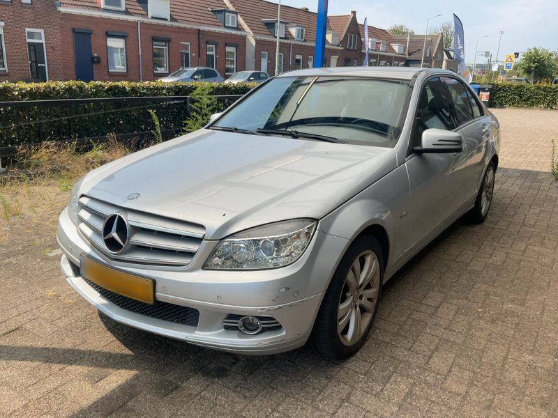 Mercedes-Benz C-Klasse C 200 CDI — 1/8