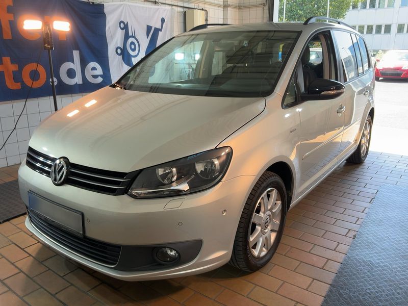 Volkswagen Touran 1.4 TSI — фото 1
