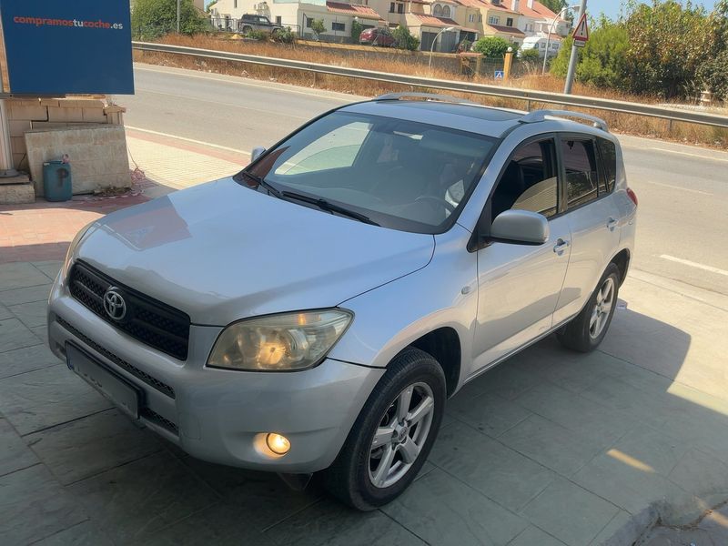 Toyota RAV 4 2.0 — 1/8