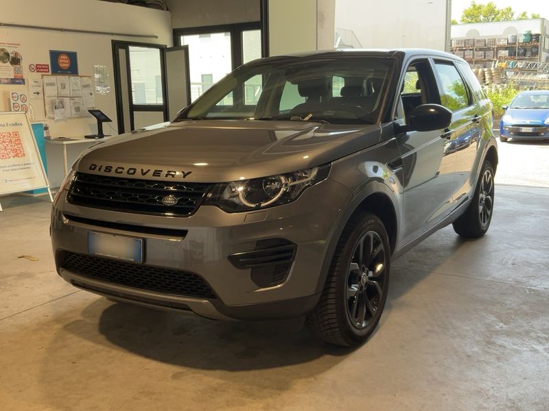 Land Rover Discovery Sport 2.0 Td4 — 1/8