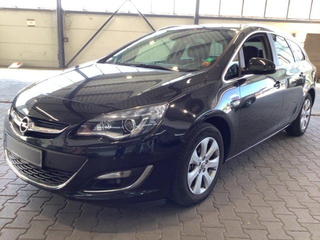 Opel Astra 1.4 Turbo — фото 1