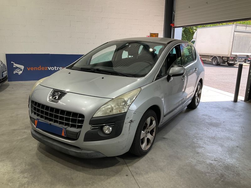 Peugeot 3008 1.6 — 1/8