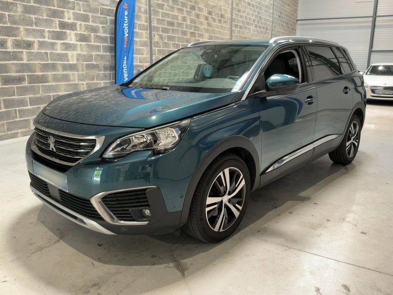 Peugeot 5008 1.5 Blue-HDi — 1/8