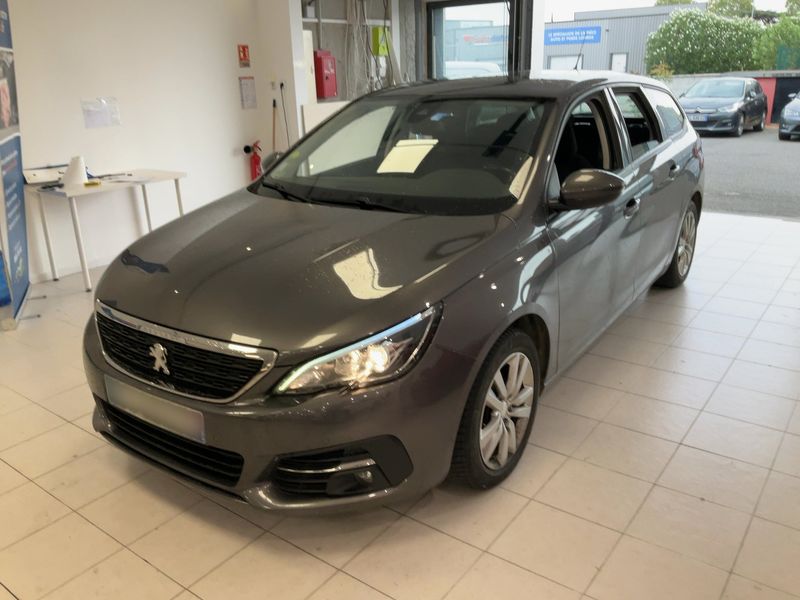 Peugeot 308 1.5 Blue-HDi — 1/8