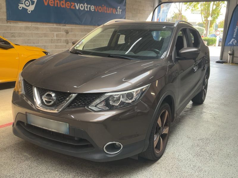 Nissan Qashqai 1.2 — 1/8