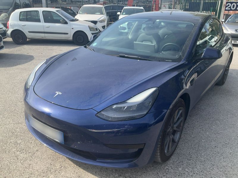 Tesla Model 3 Standard Range Plus — 1/8