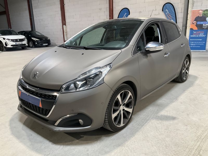 Peugeot 208 1.2 e-THP — фото 1