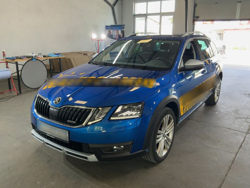 Skoda Octavia 2.0 TDI — 1/8