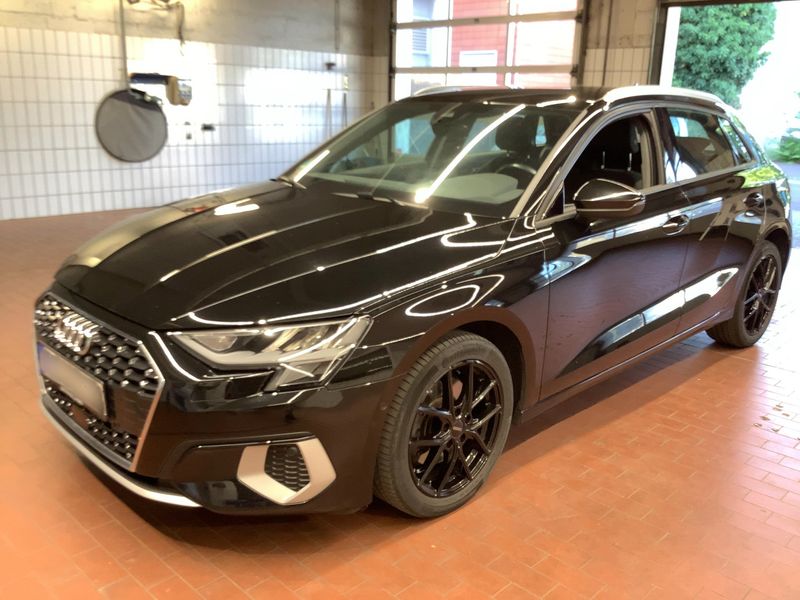 Audi A3 Sportback 35 TDI — 1/8