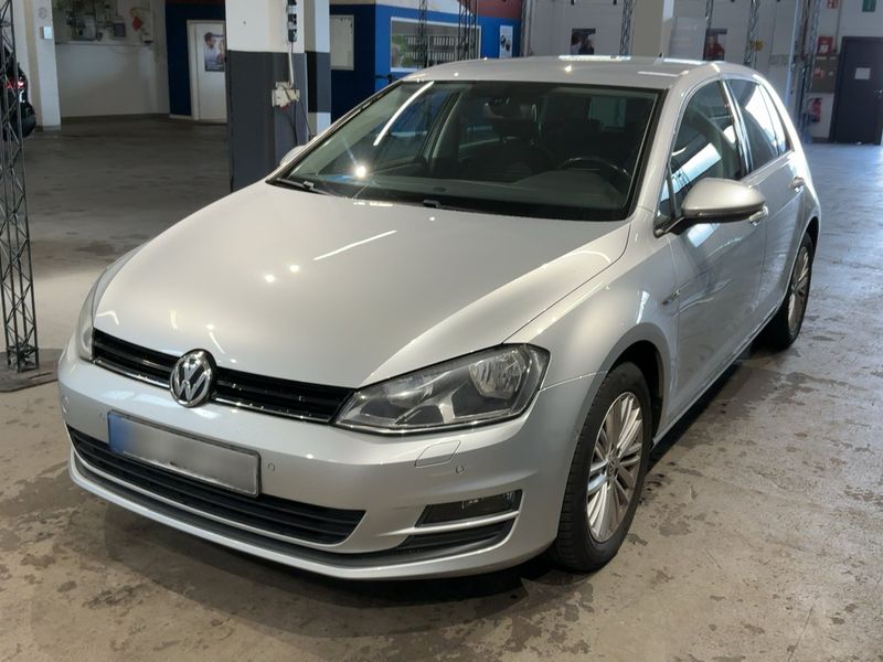 Volkswagen Golf VII 1.2 TSI — 1/8