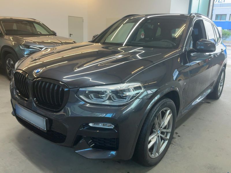 BMW X3 xDrive 20d — фото 1