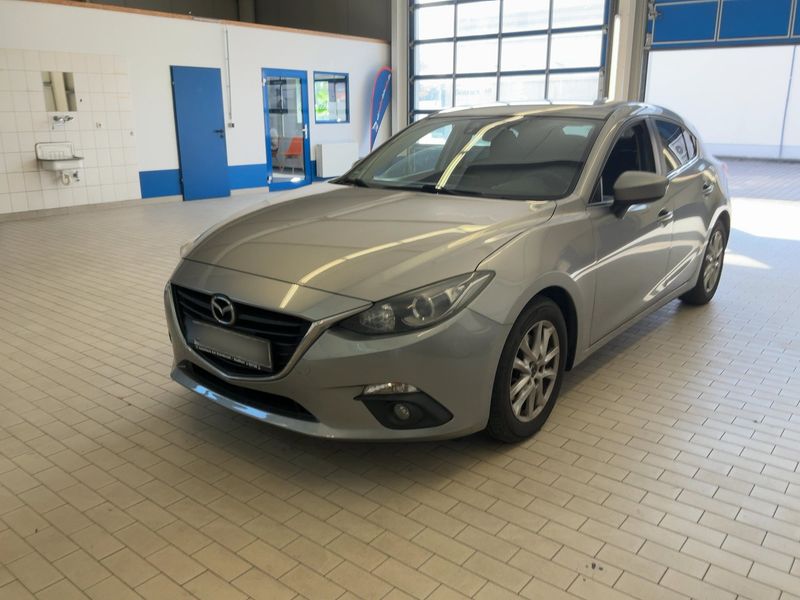 Mazda 3 2.0 — 1/8