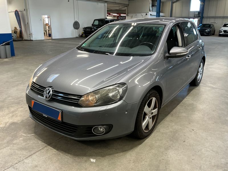 Volkswagen Golf VI 1.6 TDI — 1/8