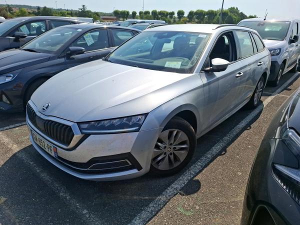 SKODA Octavia Ambition — 1/8