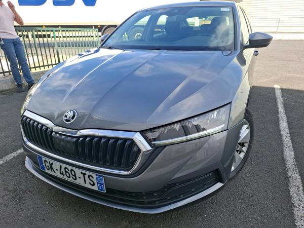 SKODA Octavia Business — 1/8
