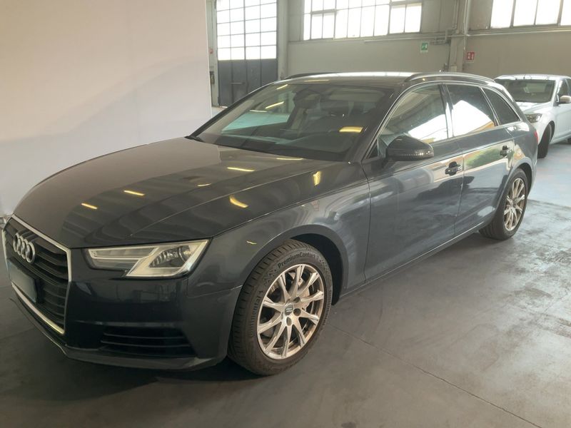 Audi A4 2.0 TDI — фото 1
