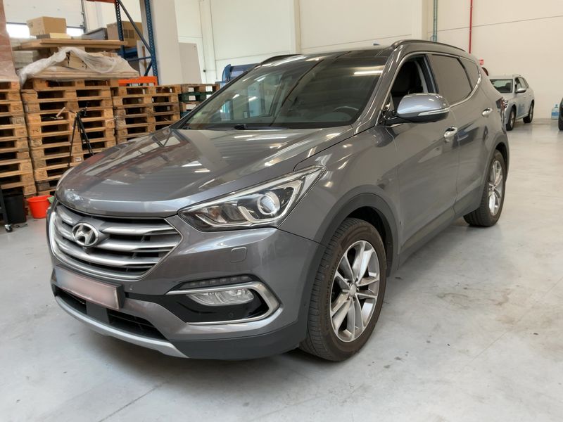 Hyundai Santa Fe 2.2 CRDi — 1/8