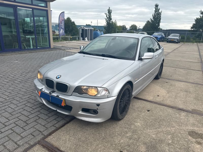 BMW 3er 318Ci — 1/8