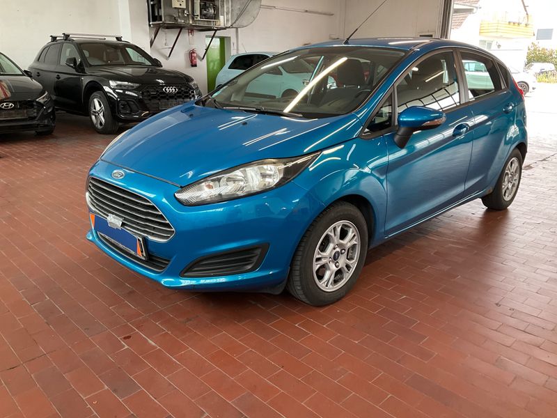 Ford Fiesta 1.6 TDCi — фото 1