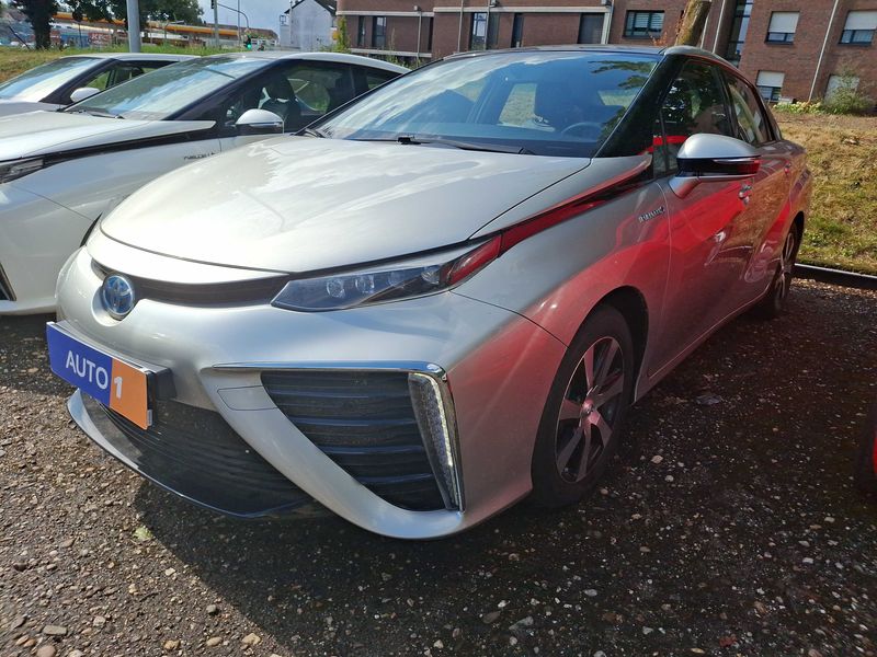 Toyota Mirai electric drive 113 kW — фото 1