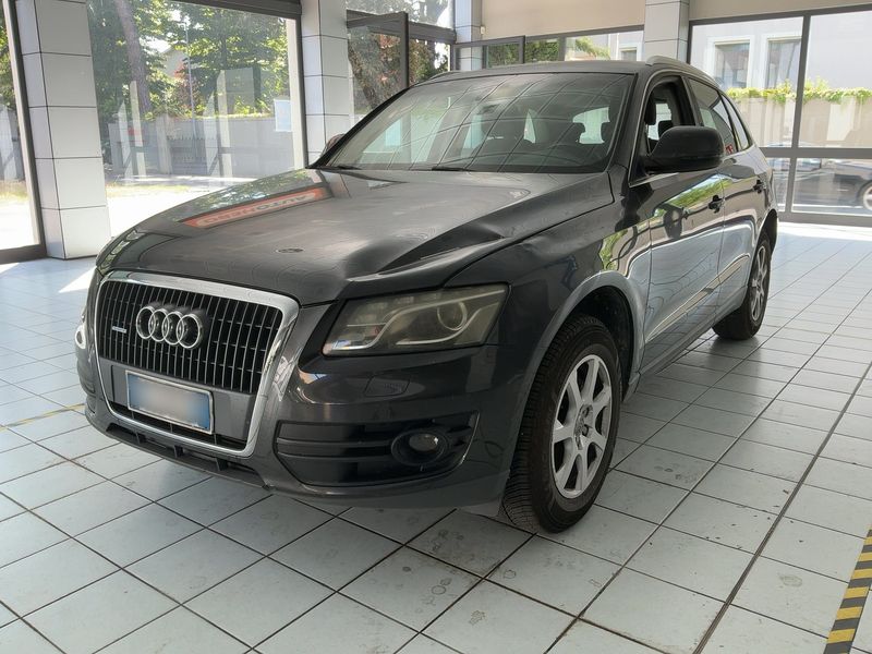Audi Q5 2.0 TDI — фото 1