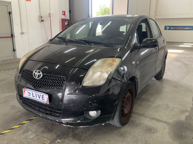 Toyota Yaris 1.4 D-4D — фото 1