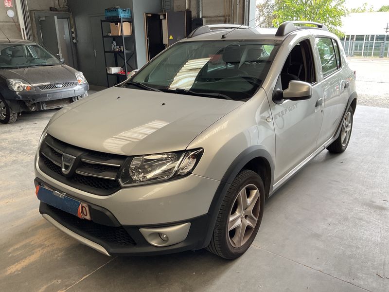 Dacia Sandero 0.9 TCe — 1/8