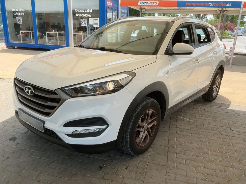Hyundai Tucson 1.6 — 1/8