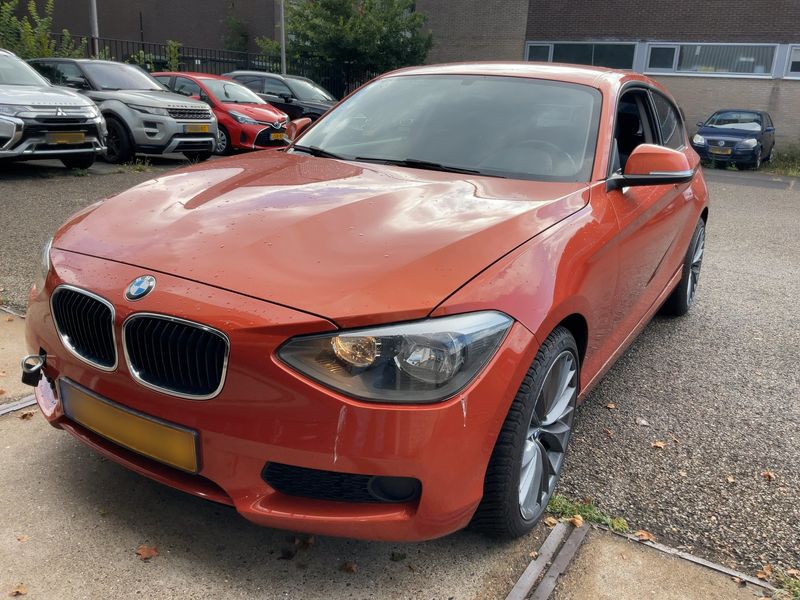 BMW 1er 114i — 1/8