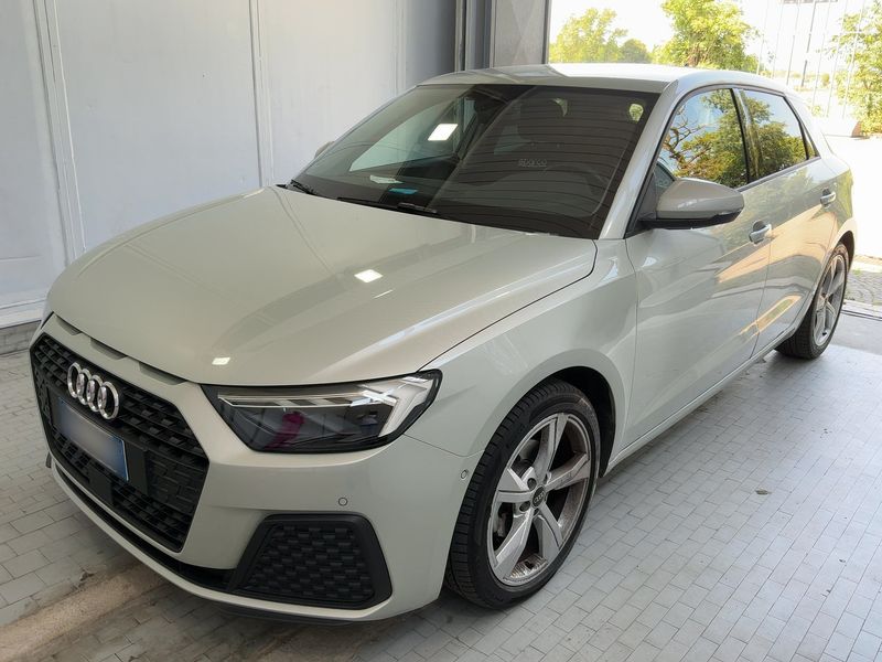 Audi A1 Sportback 30 TFSI — фото 1