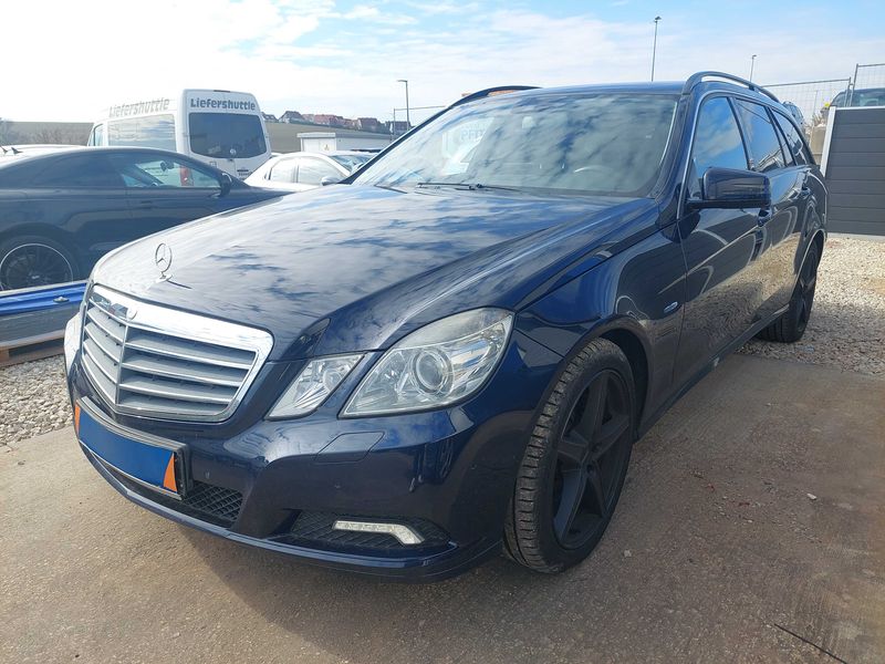 Mercedes-Benz E-Klasse E 350 CGI — 1/8