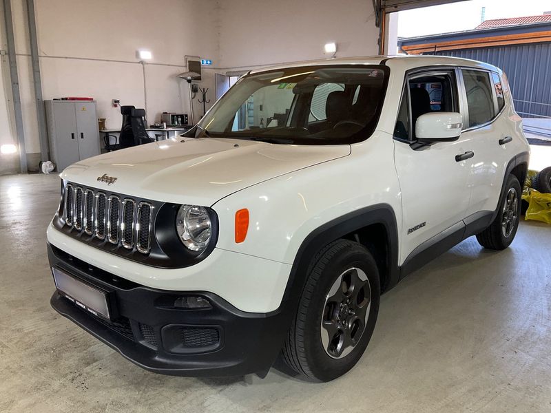 Jeep Renegade 1.6 M-Jet — 1/8