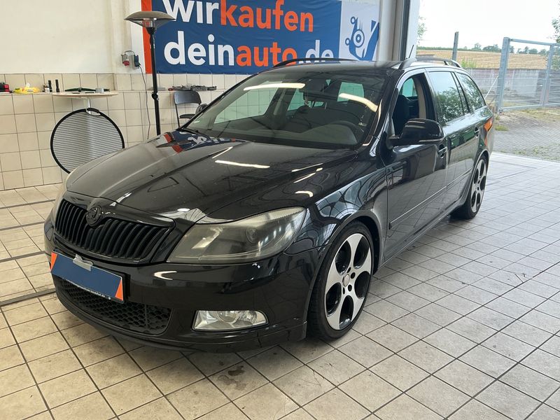 Skoda Octavia 1.8 TSI — фото 1