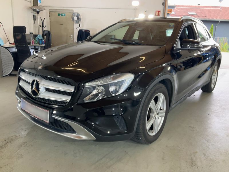 Mercedes-Benz GLA-Klasse GLA 220 d — фото 1