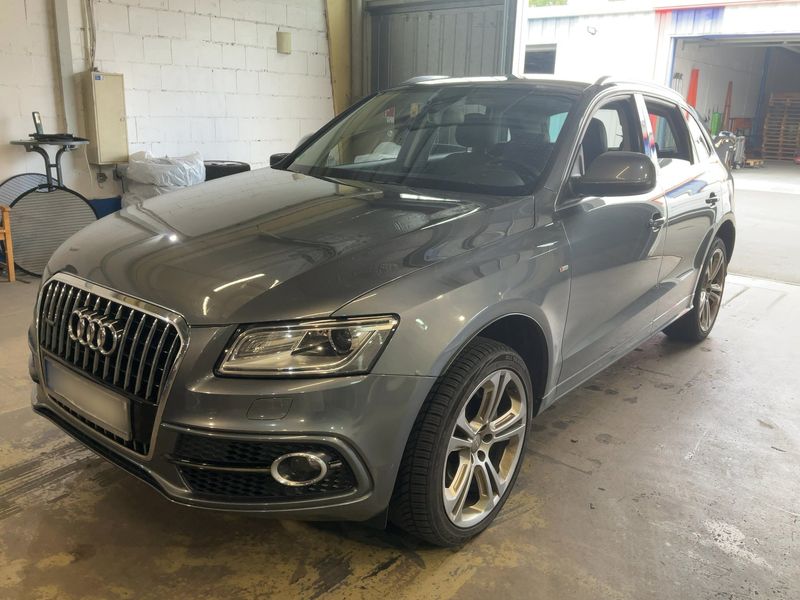Audi Q5 2.0 TDI — фото 1