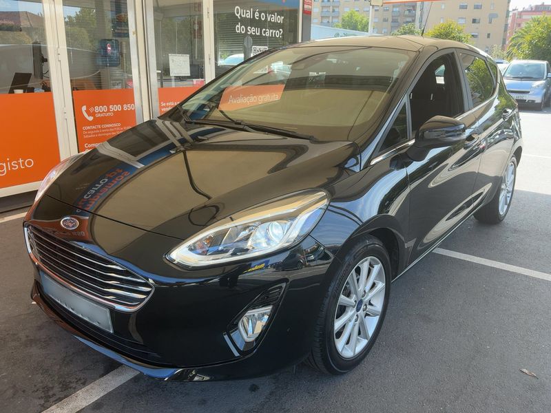Ford Fiesta 1.0 EcoBoost — фото 1