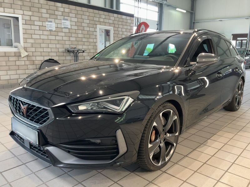 Cupra Leon 2.0 TSI — 1/8