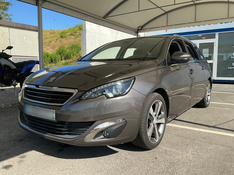Peugeot 308 1.6 Blue-HDi — 1/8