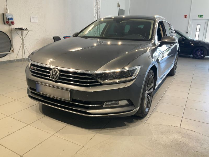 Volkswagen Passat 2.0 TDI — 1/8