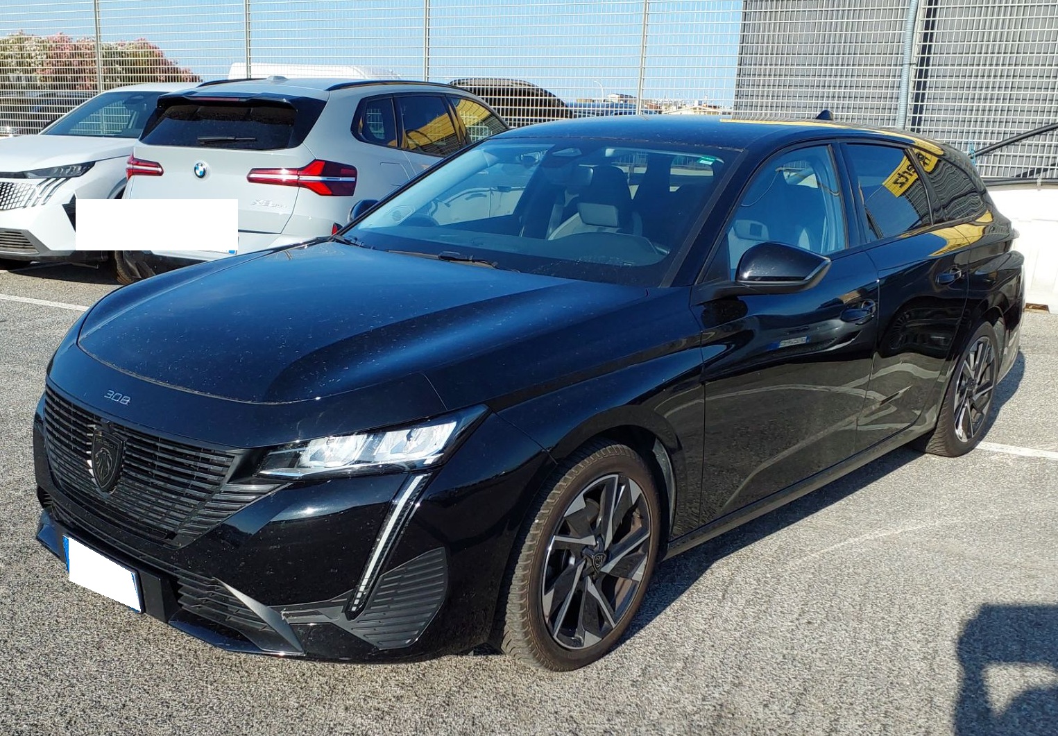 Peugeot 308 1.2 PureTech — 1/8
